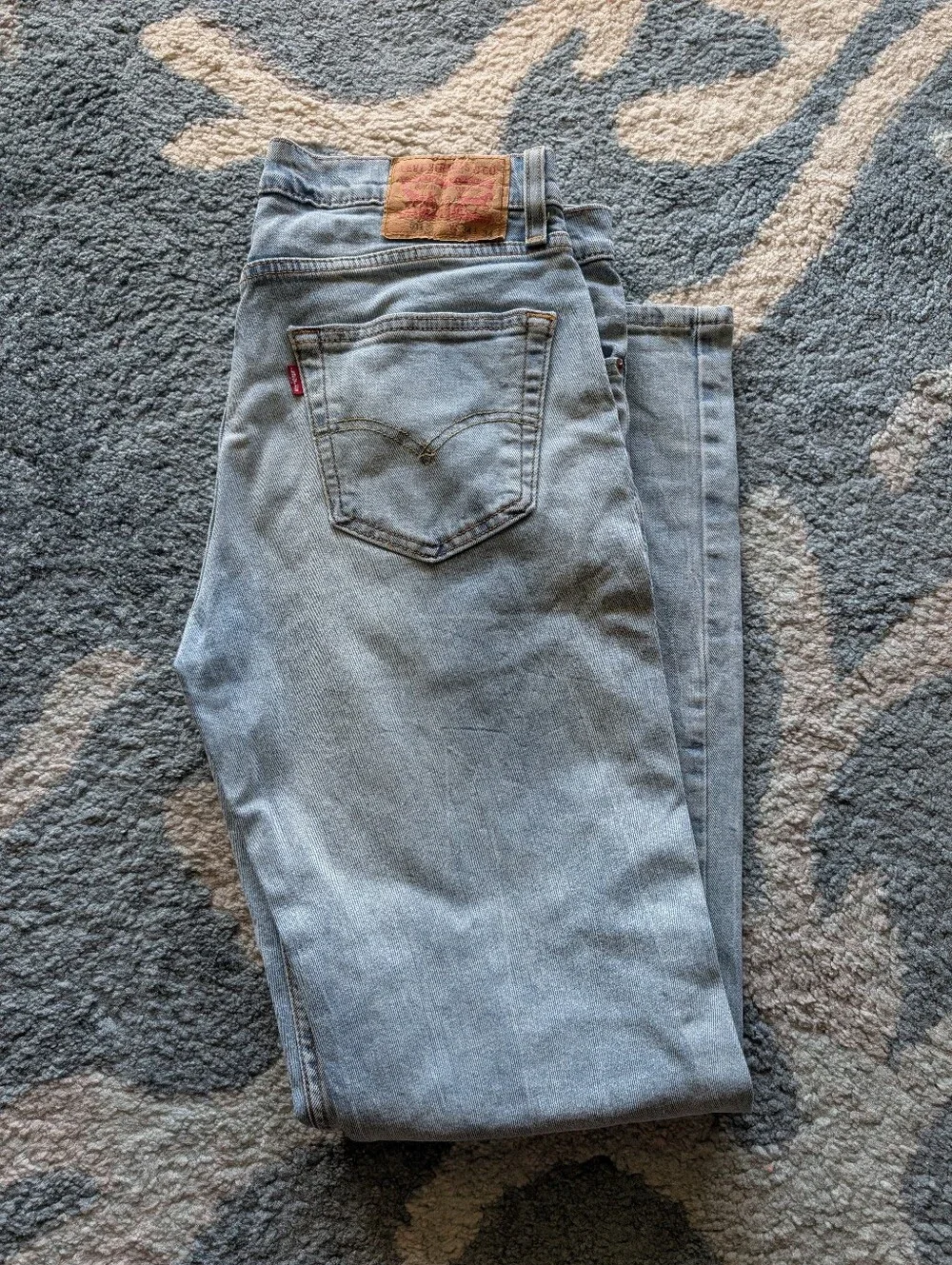 Levi's Light Blue Relaxed Fit Men's Jeans